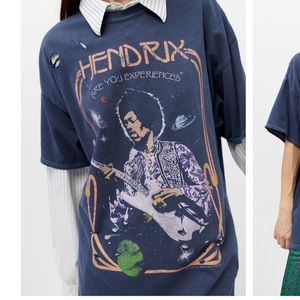 Brand new UO tee s/m